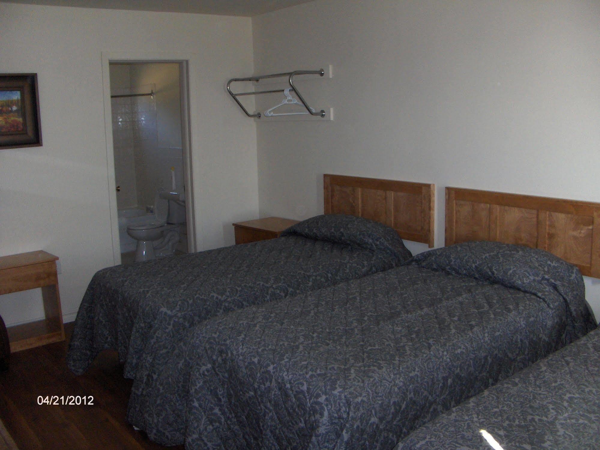 Anchor Motel And Suites Bedeque Buitenkant foto